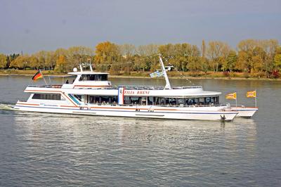 Senioren-Schifffahrt auf dem Rhein